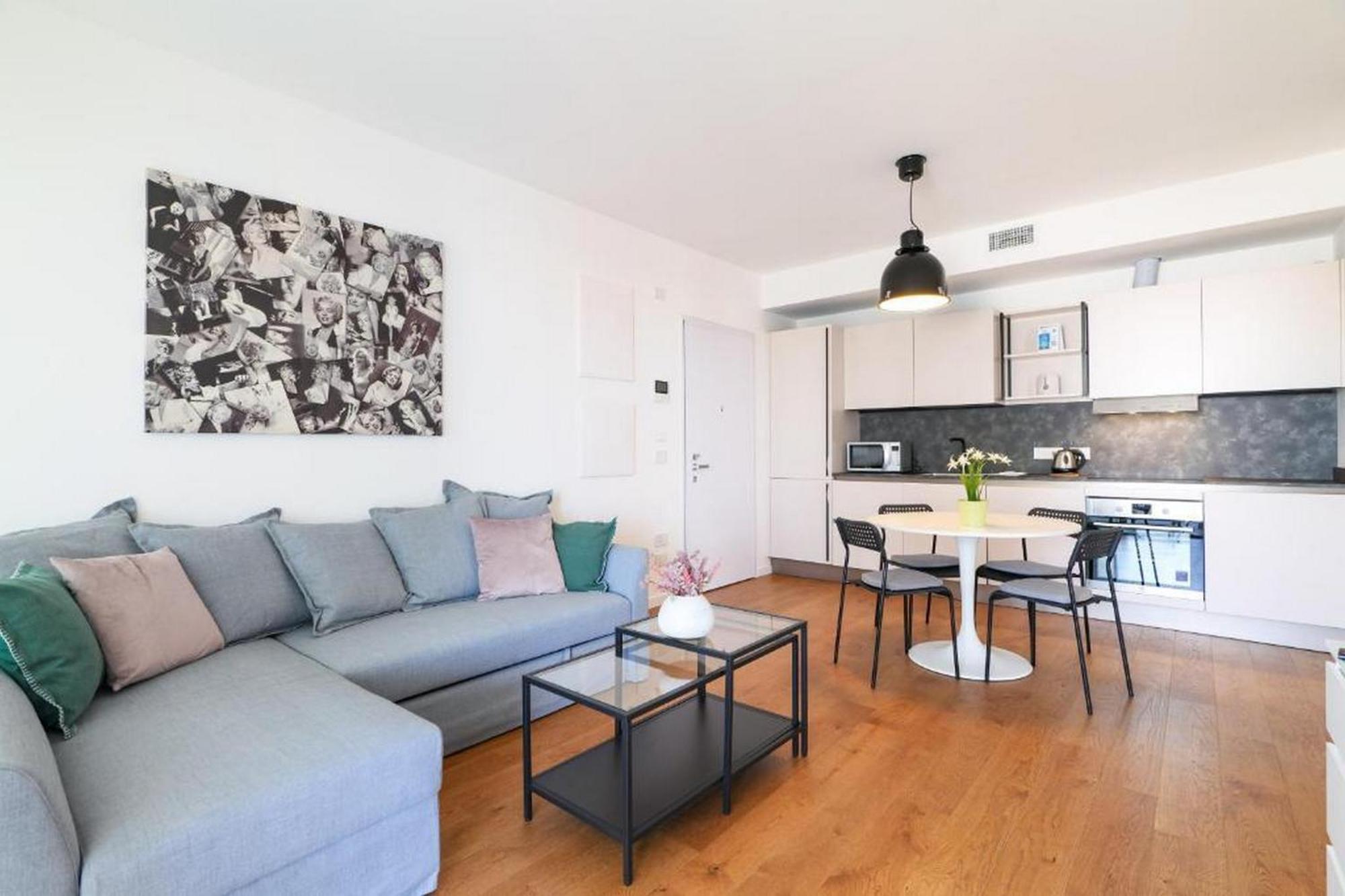 Lovely Terrace Apartment - Porta Romana District מילאנו מראה חיצוני תמונה