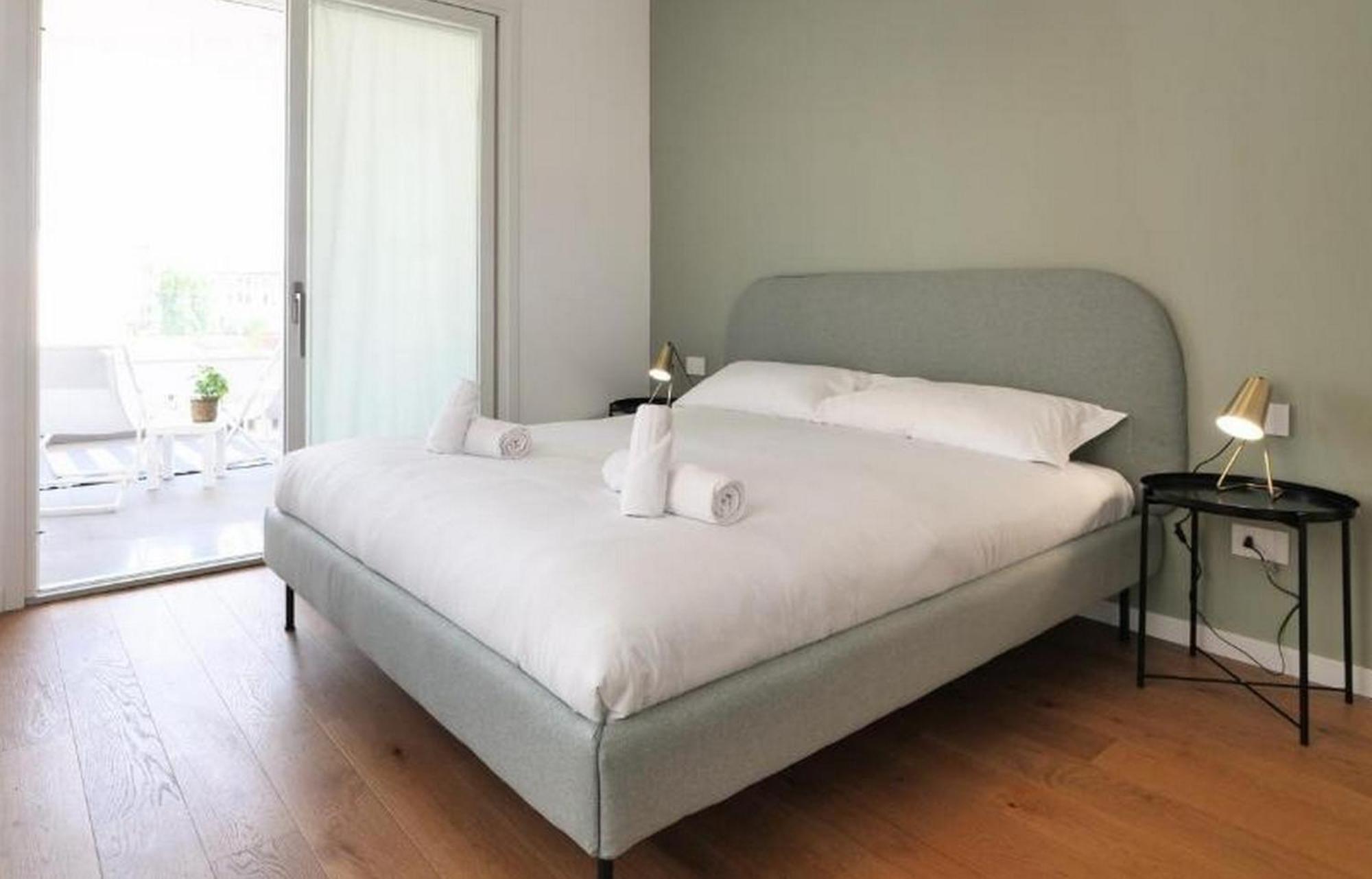 Lovely Terrace Apartment - Porta Romana District מילאנו מראה חיצוני תמונה